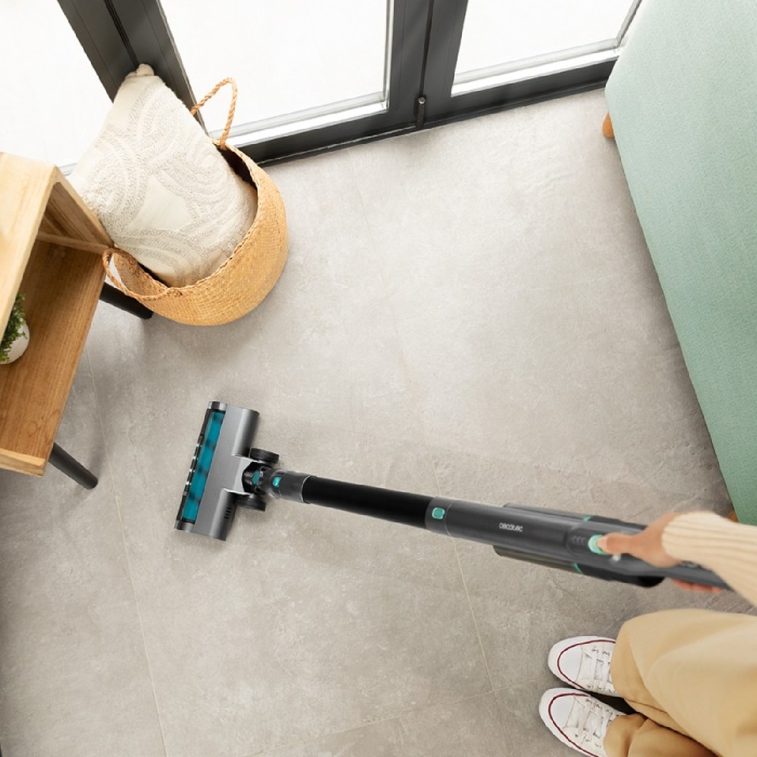 Conga Rockstar Micro 20000 Stand&Clean - Image 4